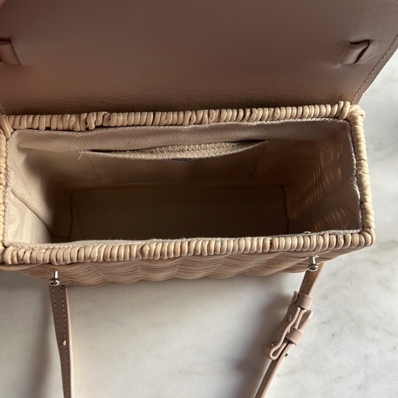 Wicker Wings Kuai NWOT - Picture 5 of 7